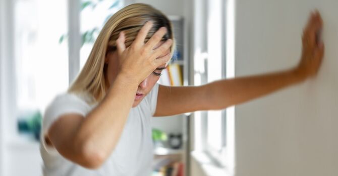 BPPV Treatment in Calgary: What It Is and How Vestibular Physiotherapy Can Help image